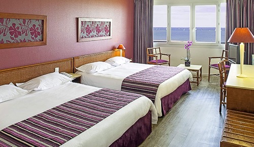 Habitación familiar, 2 camas dobles, vistas al mar