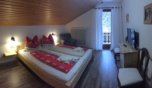 Habitación estándar doble, balcón, vistas a la montaña