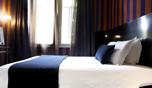 Habitación estándar con 1 cama doble o 2 individuales