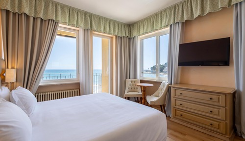 Suite estudio superior, vistas al mar, frente a la playa