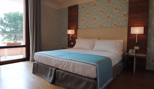 Flexible Room (possible room change during the stay)