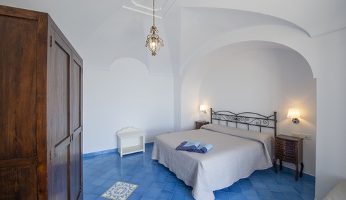 Apartamento, 2 habitaciones, cocina, vistas al mar (e terrazza)