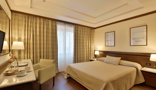 Habitación estándar con 1 cama doble o 2 individuales