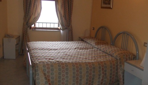 Habitación cuádruple estándar