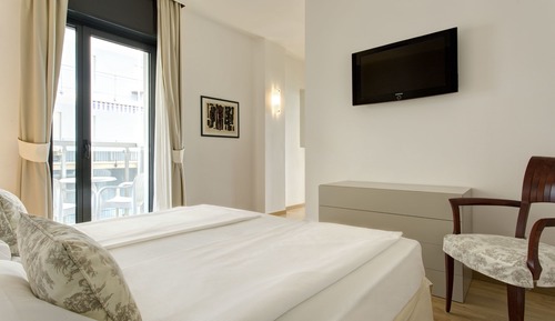 Suite, terraza, mirando al mar (Lettino da spiaggia incluso)