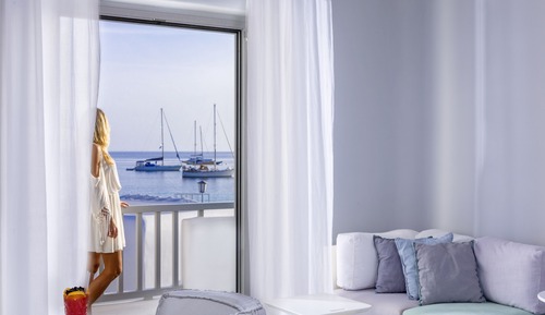 Habitación superior, 1 cama de matrimonio grande, balcón, vistas al mar