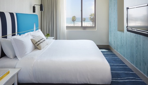 Habitación, 1 cama de matrimonio grande, accesible en silla de ruedas (Communications, Oceanfront)