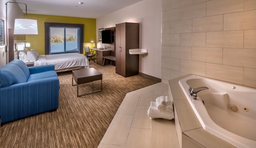 Suite, 1 cama de matrimonio grande, bañera de hidromasaje