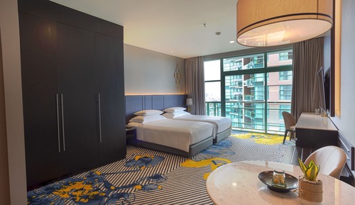 Grand Deluxe Club Twin City View