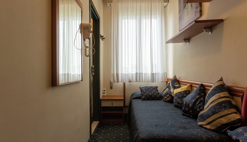 Habitación individual económica