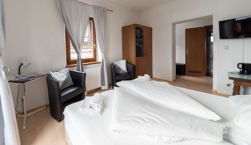 Habitación triple Premium, baño privado, vistas a la montaña (und Balkon)