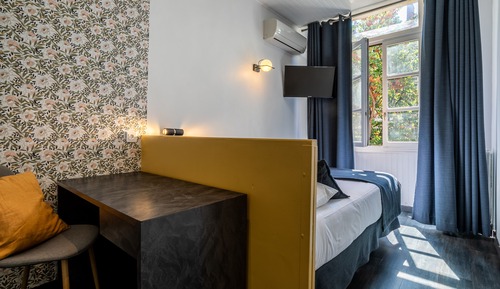 Habitación Confort, 1 cama doble, vistas al jardín