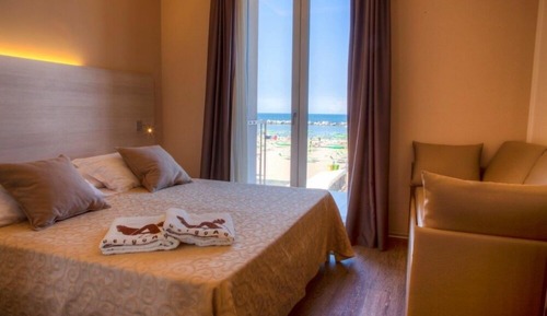 Habitación cuádruple superior, vistas al mar
