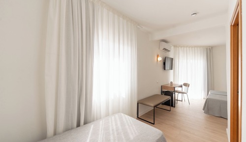 Habitación triple estándar, terraza (3 Adults)
