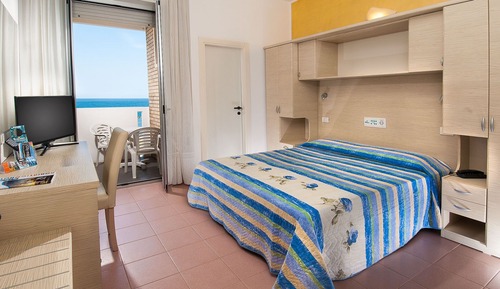 Habitación doble, vistas al mar