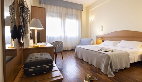 Habitación económica doble, 1 cama doble