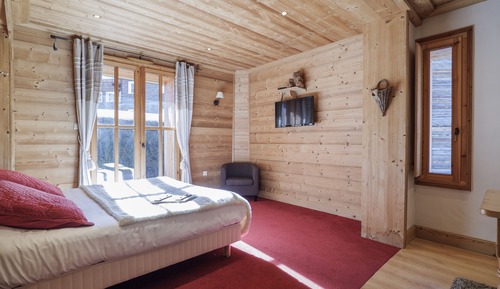 Estudio clásico, 1 cama de matrimonio, terraza
