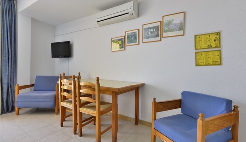Estudio estándar, vistas a la piscina