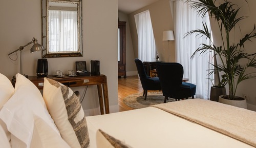 Suite Signature