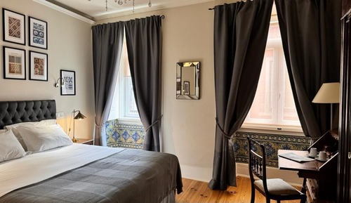 Habitación estándar con 1 cama doble o 2 individuales