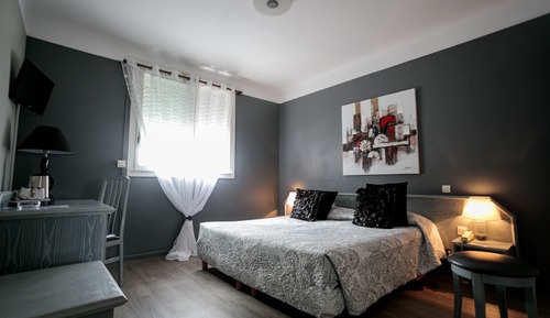 Habitación económica con 1 cama doble o 2 individuales