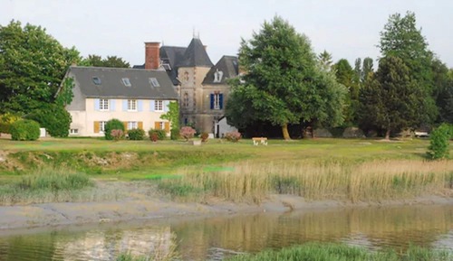 Chambre Quadruple pour personnes à mobilité réduite, bord de riviere