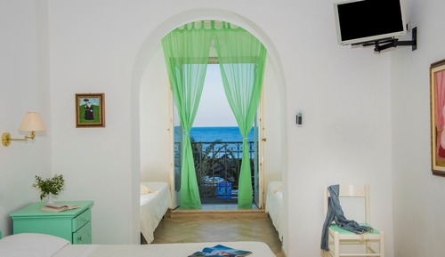 Habitación cuádruple superior, vistas al mar