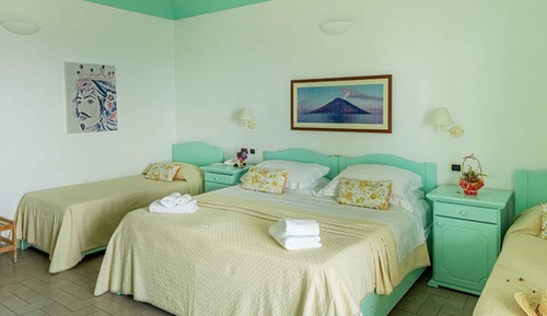 Habitación cuádruple estándar