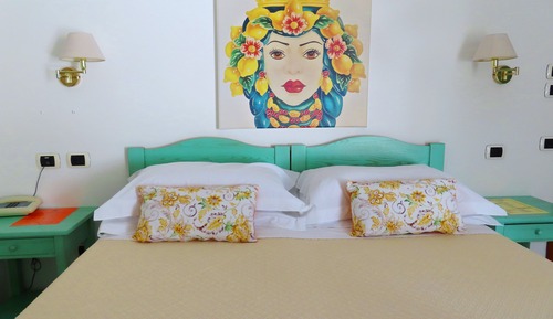 Habitación económica doble, 1 cama doble o 2 individuales