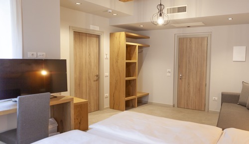 Habitación superior con 1 cama doble o 2 individuales