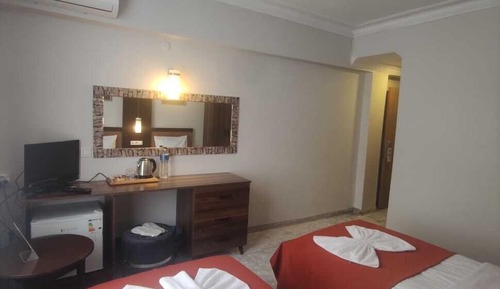 Habitación clásica con 1 cama doble o 2 individuales