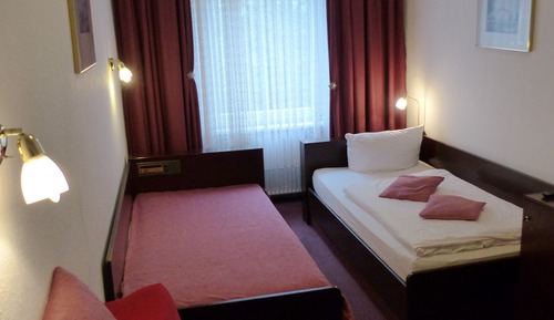 Habitación doble (with Extra Bed)