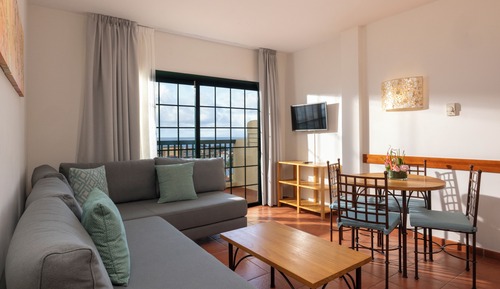 Apartmento (2 adultos y 1 niño)