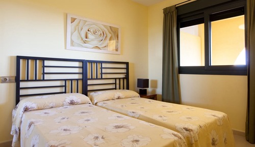 Apartamento, 2 habitaciones, acceso a la piscina