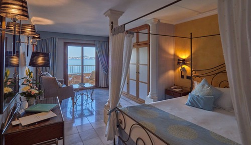Suite junior, vistas al mar