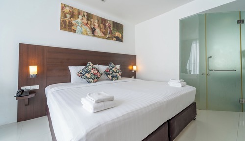 Habitación Deluxe con 1 cama doble o 2 individuales, balcón