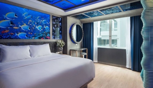Ocean Queen Room