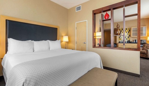 Suite, 1 cama de matrimonio grande con sofá cama, no fumadores, vistas a la montaña
