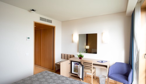 Habitación con 1 cama doble o 2 individuales
