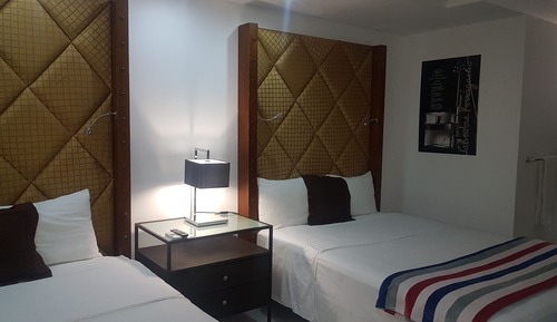 Habitación de diseño doble