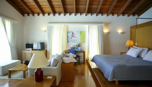 Villa, piscina privada, mirando al mar