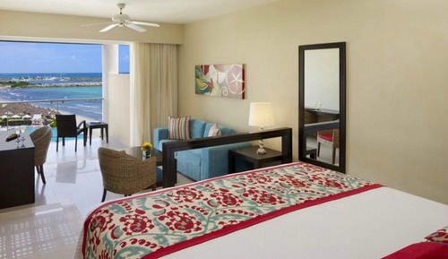 Junior Suite Ocean View King
