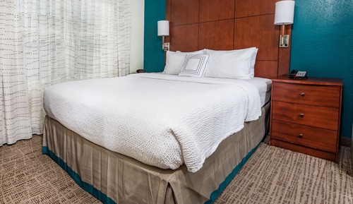 Estudio, 1 cama de matrimonio grande con sofá cama