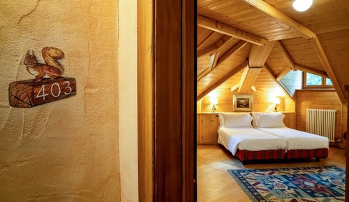 Habitación triple Premier, bañera