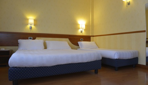 Habitación clásica, varias camas