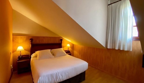 Habitación económica con 1 cama doble o 2 individuales