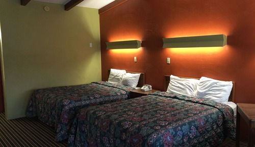 Habitación estándar, 2 camas de matrimonio, no fumadores