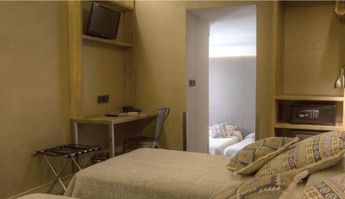 Habitación familiar (4 or 5 People)