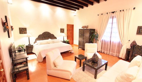 Premium King Room