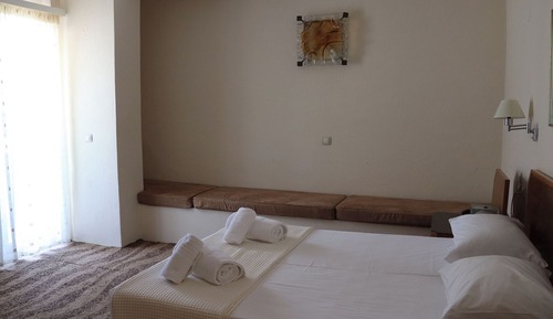 Deluxe Double Room with Seaview